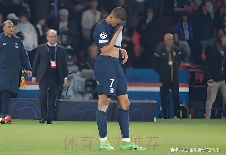 记者:巴黎期待皇马第三次报价姆巴佩 他们不急 记者:巴黎期待皇马第三次报价姆巴佩 他们不急